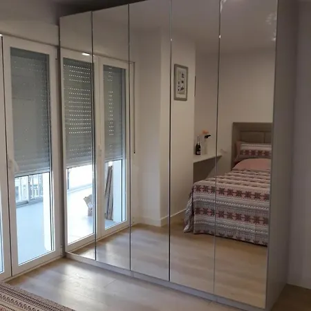 Apartment Canovas By The Bull Ring *