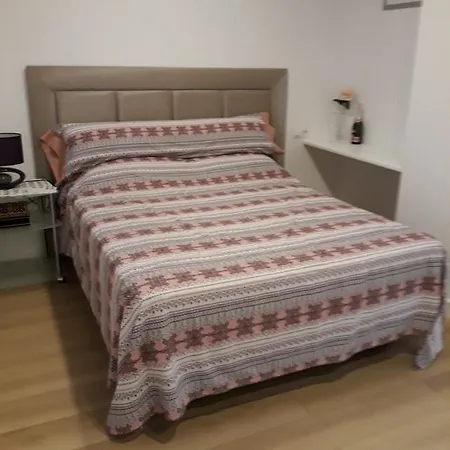 Apartment Canovas By The Bull Ring Malaga